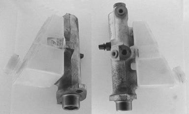 BRAKE MASTER CYLINDER