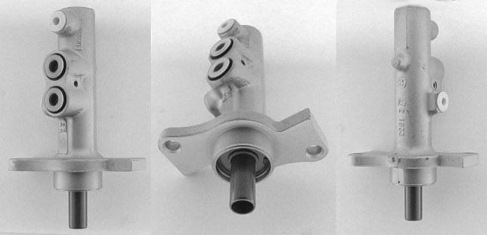 BRAKE MASTER CYLINDER