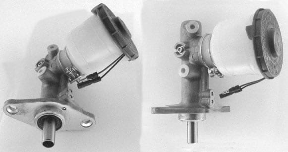 BRAKE MASTER CYLINDER
