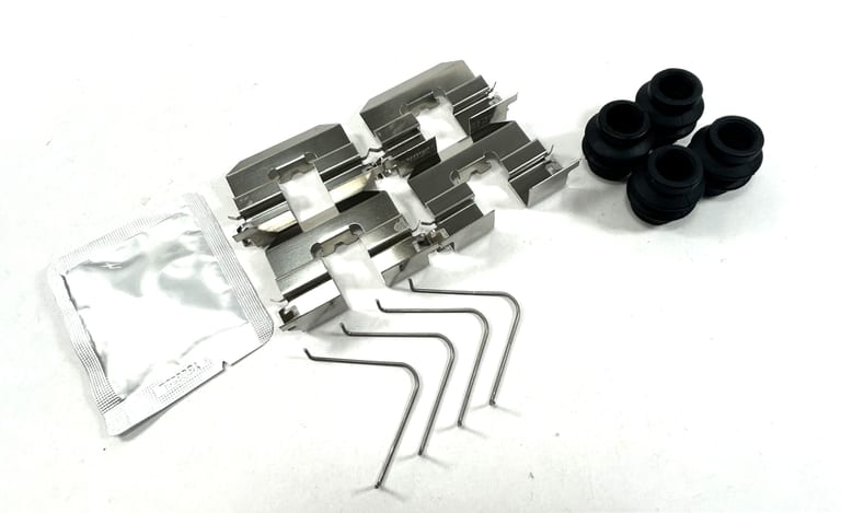PAD FITTING KIT AXLE SET